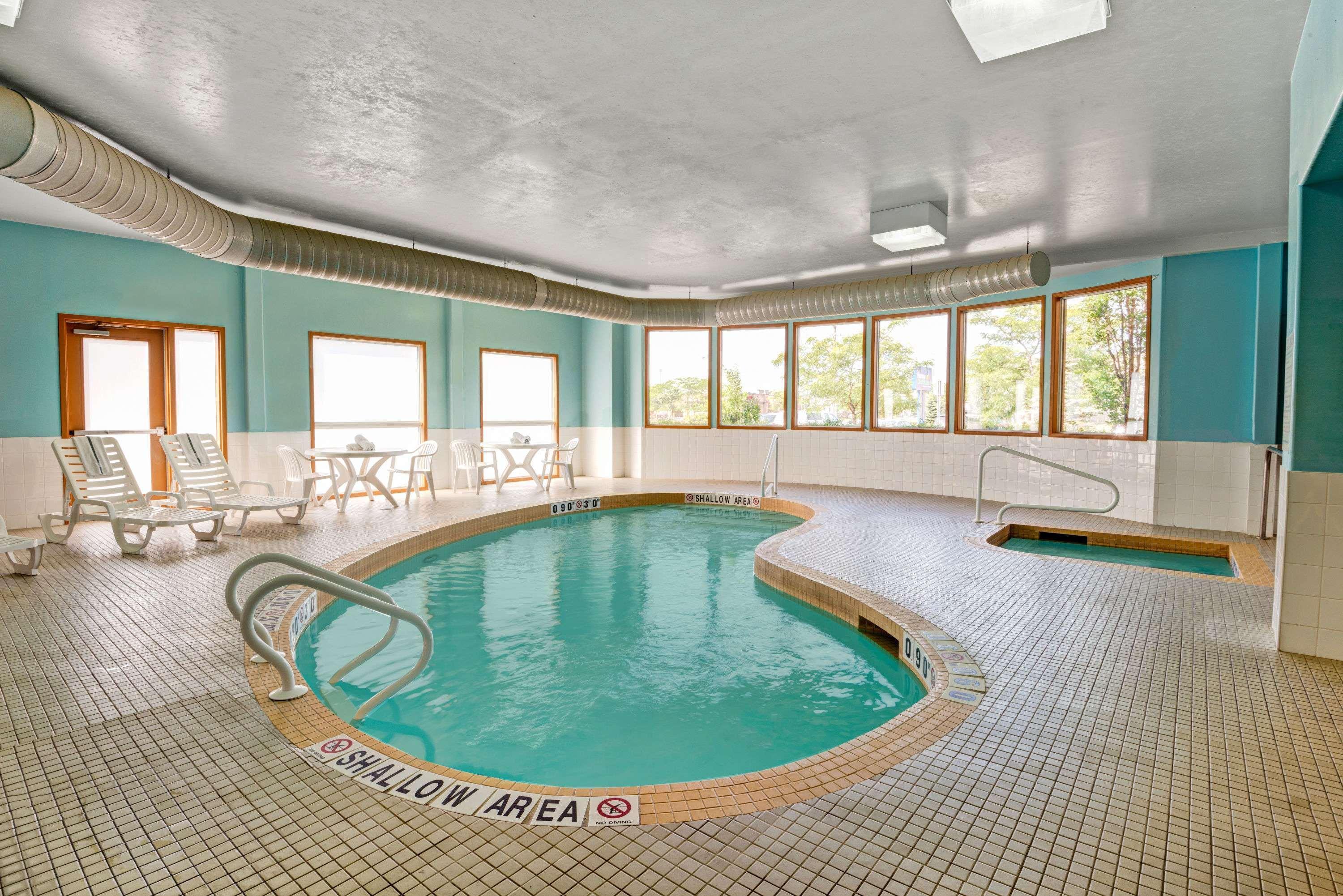 Super 8 By Wyndham South Hotel Barrie