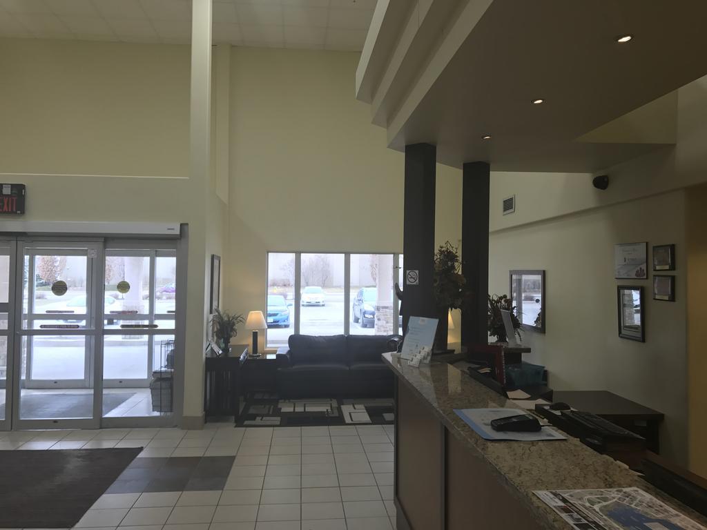 Hotel Super 8 By Wyndham South