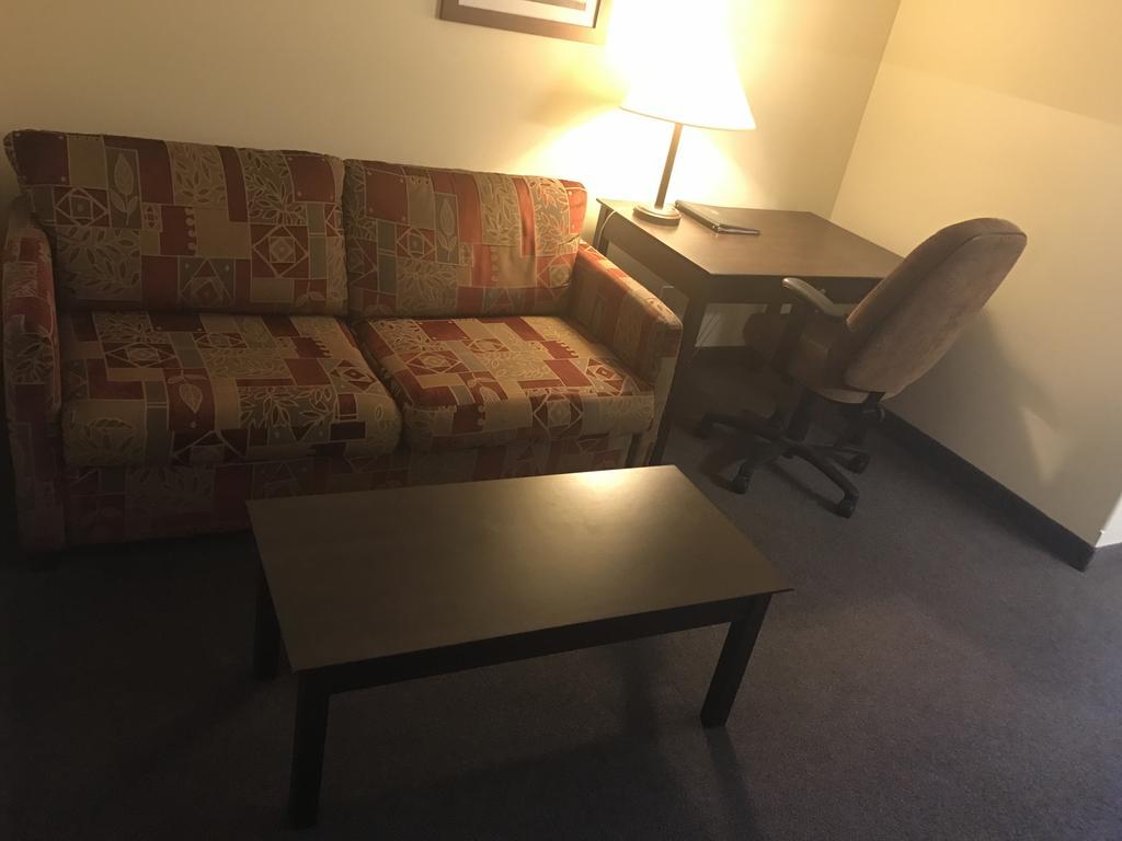 Super 8 By Wyndham South 2*