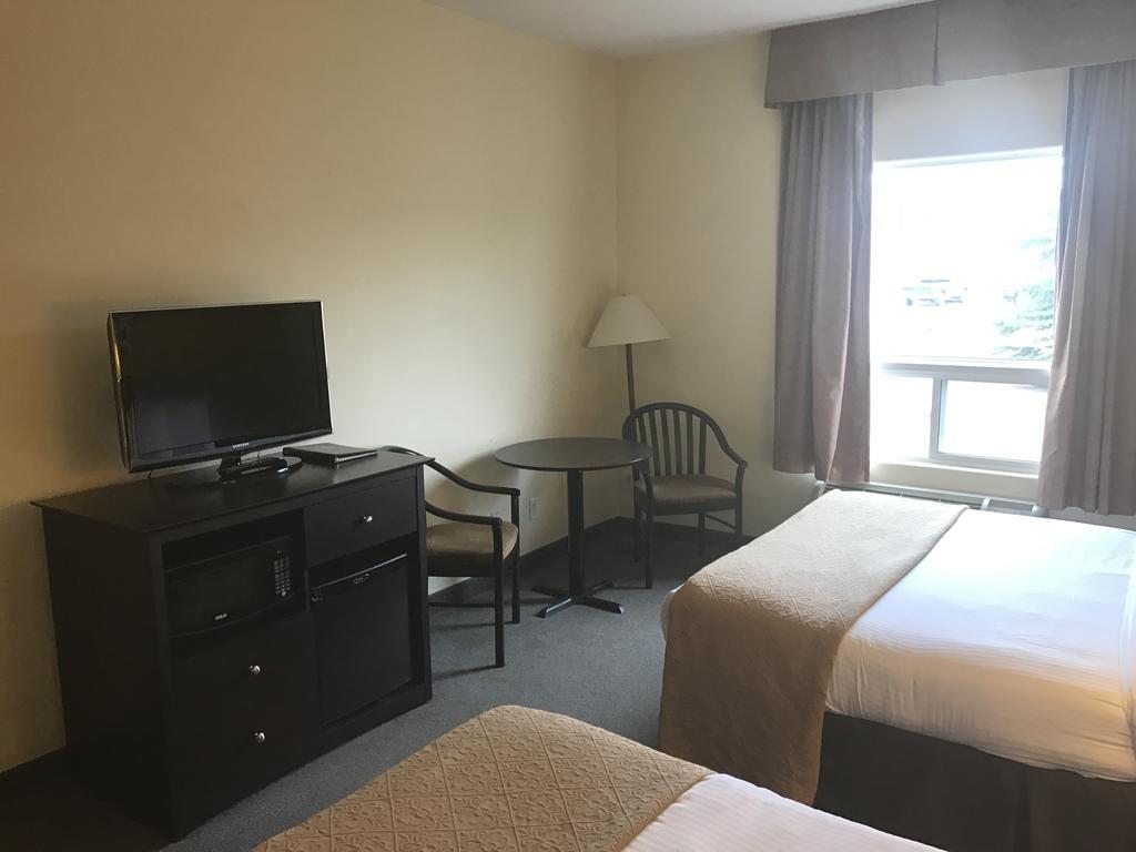 Super 8 By Wyndham South