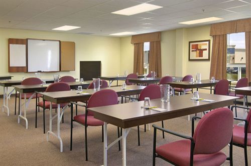 Hotel Super 8 By Wyndham South 2*