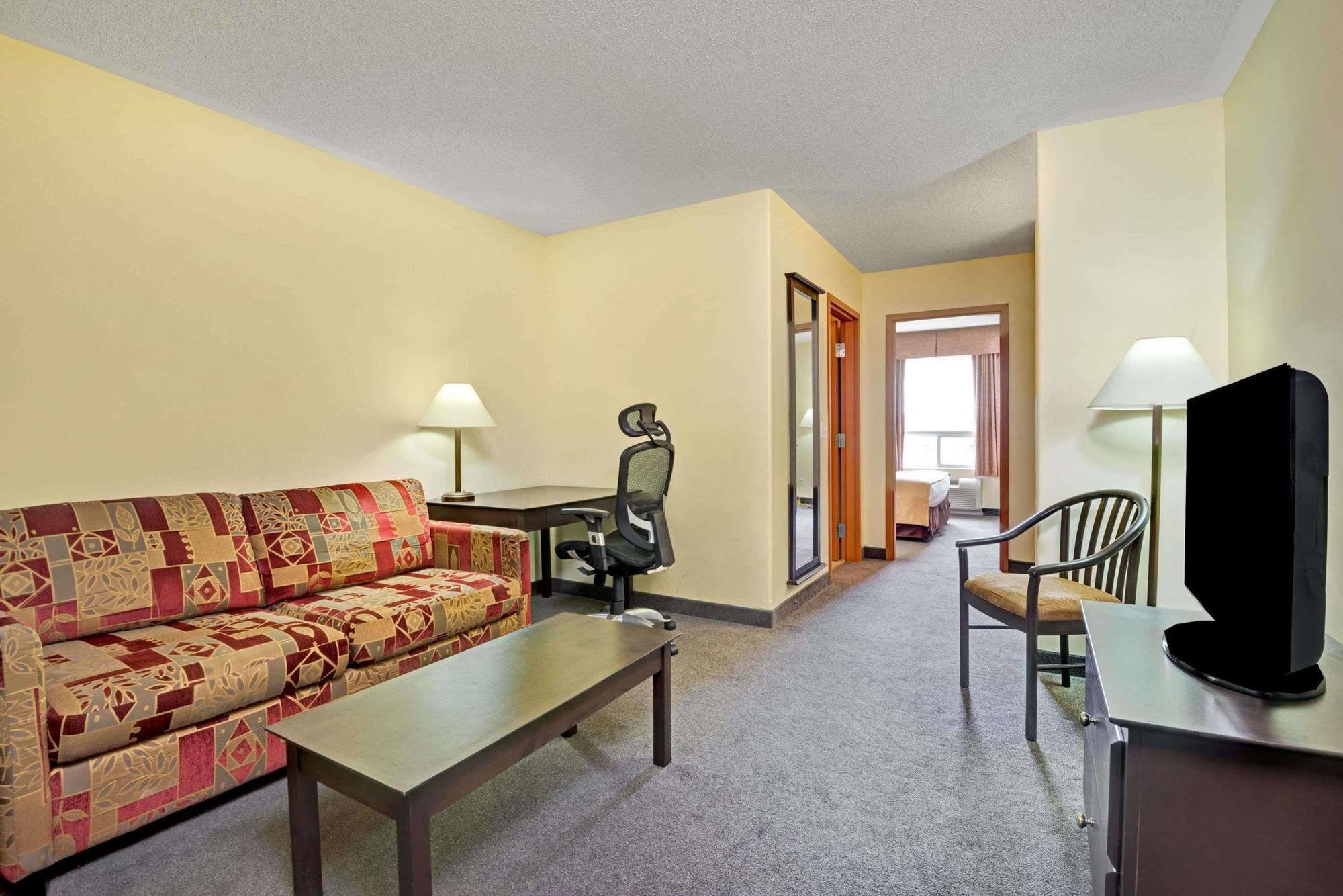 Super 8 By Wyndham South Hotel Barrie